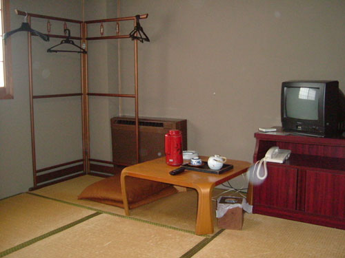 とみやま館