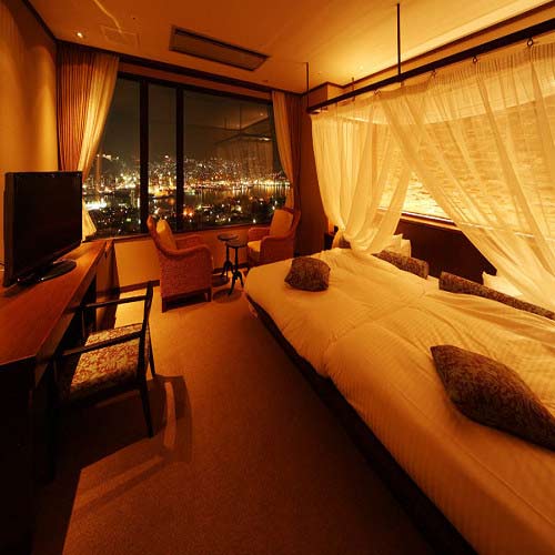 稲佐山温泉 ホテルアマンディ 〜長崎の日本三大夜景を一望〜