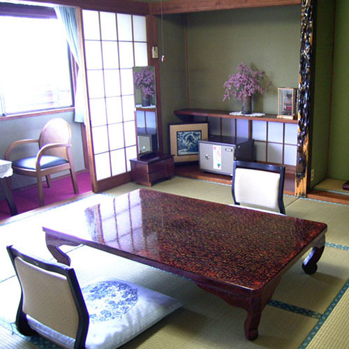 石和温泉 みなもと旅館