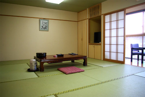 植木温泉 和風旅館 鷹の家