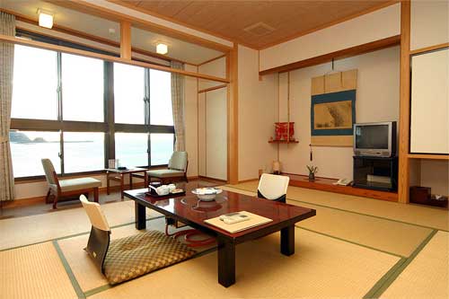 山和荘 磯ノ香
