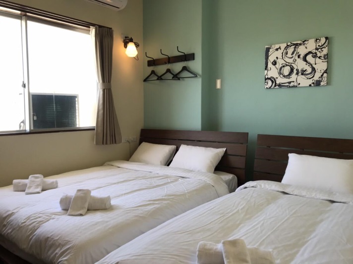 Adan Hotel