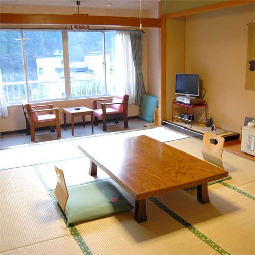 宝泉寺温泉 ペットと泊まれる宿 季の郷 山の湯