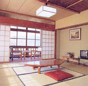湯山温泉 市房観光ホテル