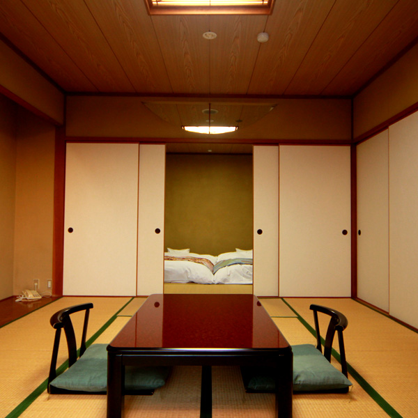 彩る季の庭 薬王館