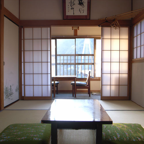落合館