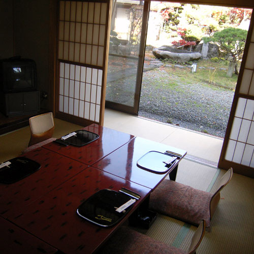 山菜料理 出羽屋