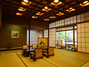 城崎温泉 西村屋本館