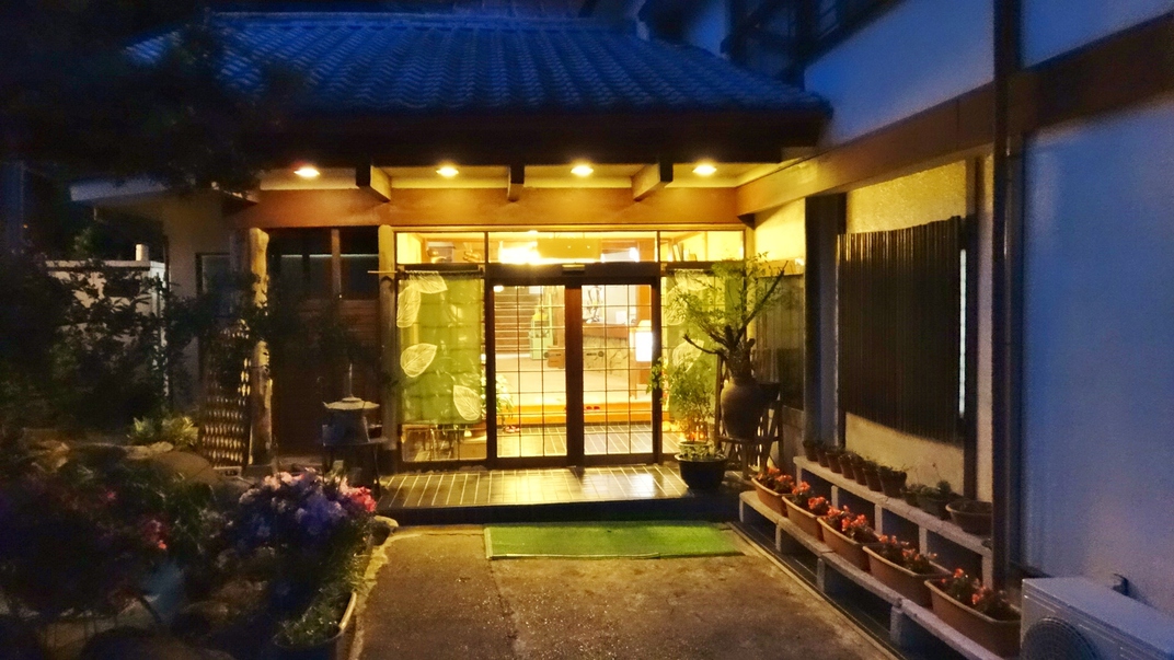 養老渓谷温泉郷 小さな旅の宿 天龍荘