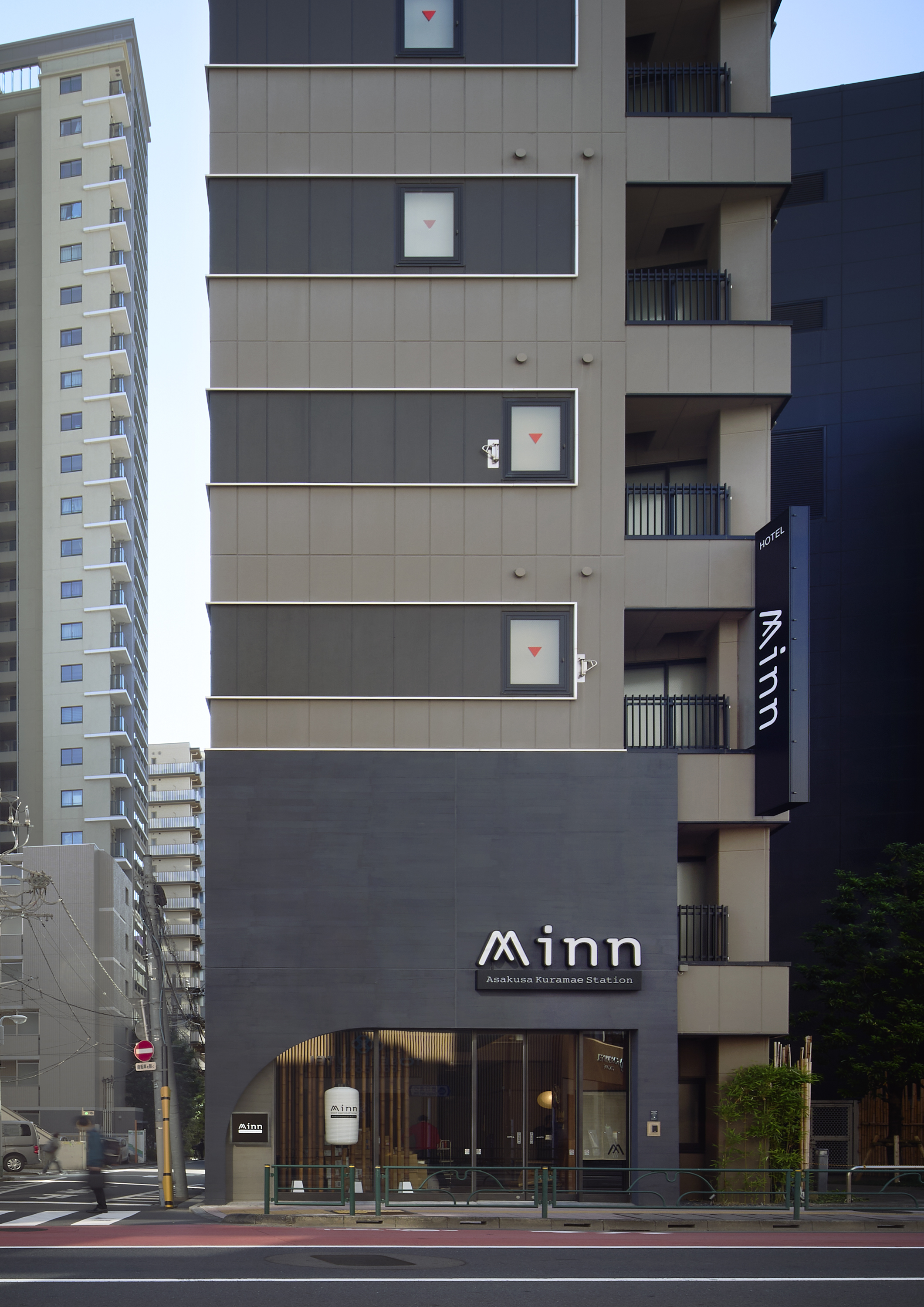 Minn 浅草蔵前 Station