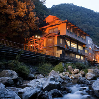 摂津峡花の里温泉 山水館