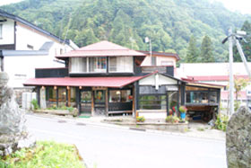 民宿 白布屋